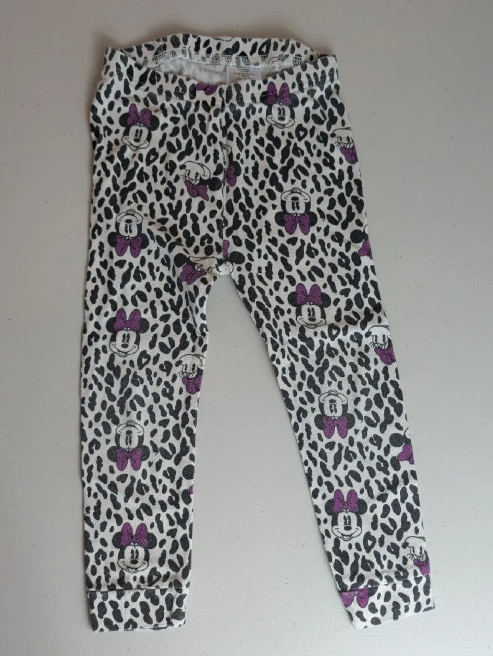 GAP X Disney Girls Minnie Mouse Long-Sleeve Pajama Set in White and Purple